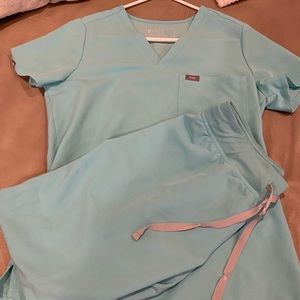 Figs, seafoam like new